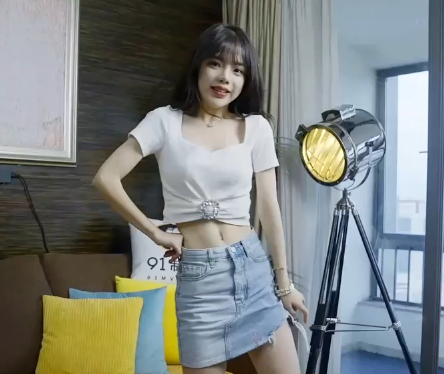 出道即巅峰 巅峰即隐退 潘甜甜现状